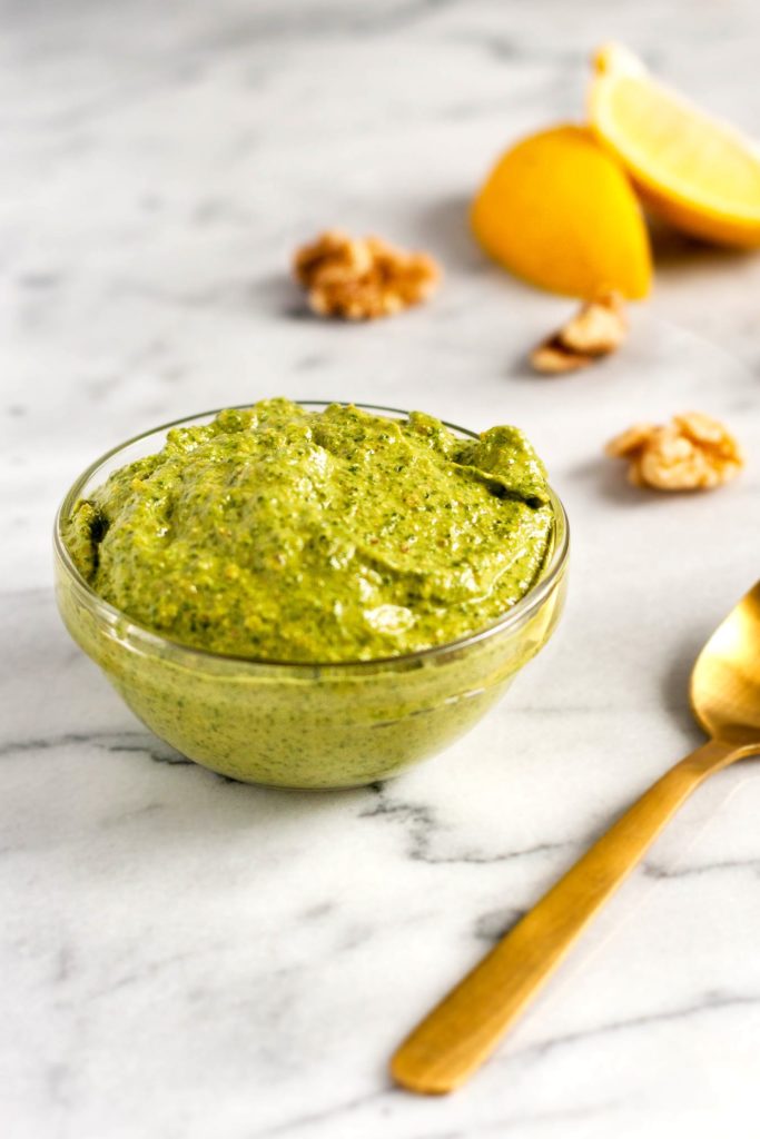 kale walnut pesto