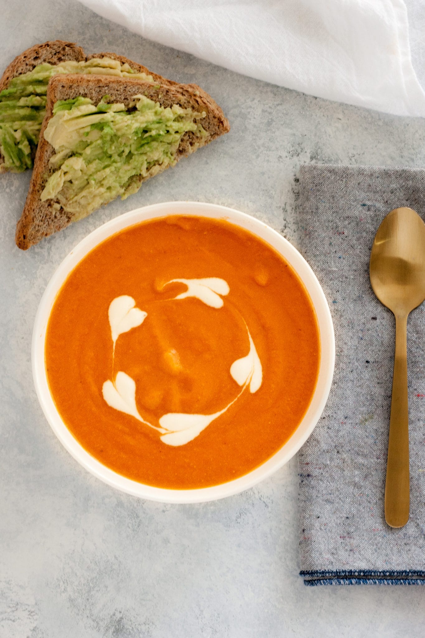 creamy roasted red pepper soup