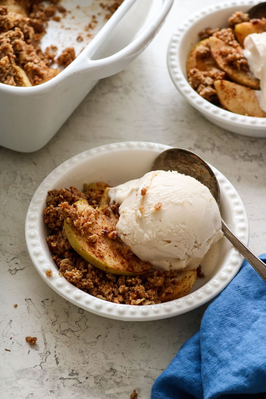 vegan apple crumble